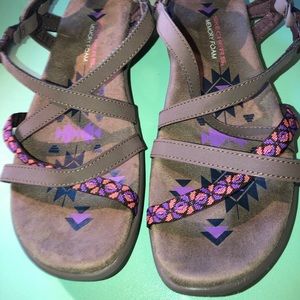Skechers Reggae Slim Sandals Size 10